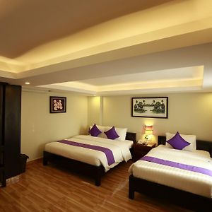 Deluxe Triple Room Pick Up